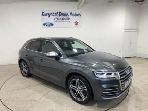 AUDI Q5 2019 (68) at Gwyndaf Evans Dolgellau